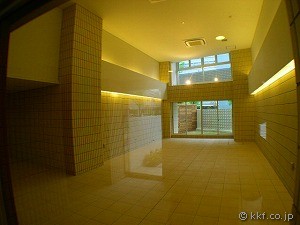 �G���g�����X��