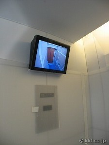 �G���x�[�^�[���h�ƃJ�����t��