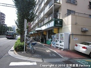 �N�C�[���Y�ɐ��O