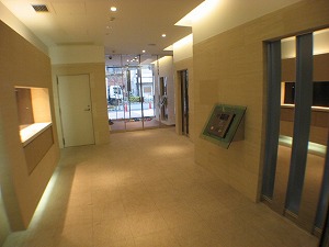 �G���g�����X�z�[��