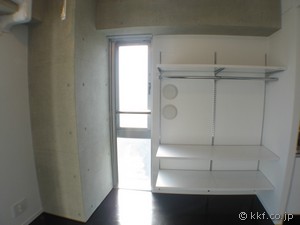 �I