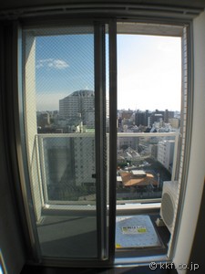 �o���R�j�[