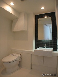トイレと洗面台
