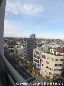 �o���R�j�[����̒��]