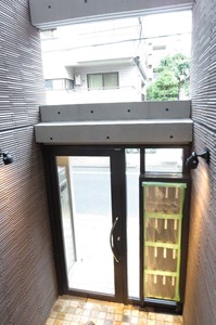 エントランス内