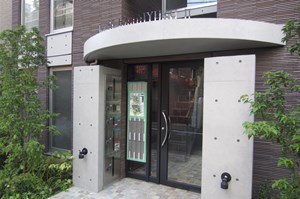 マンションエントランス