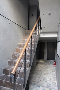 共用階段