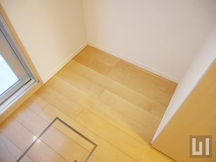 冷蔵庫置き場