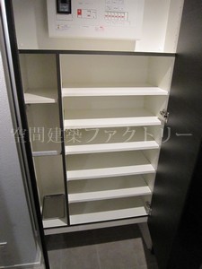 シューズボックス