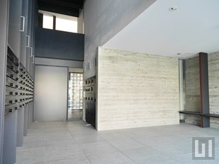 エントランスホール