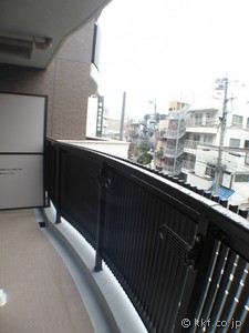 oRj[