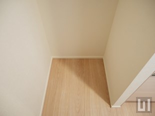 冷蔵庫置き場