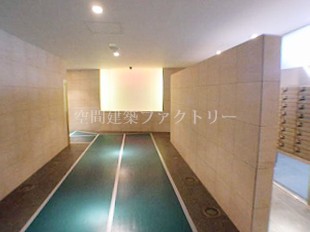 エントランスホール
