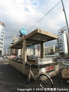 東京メトロ有楽町線「新富町」駅5番出口