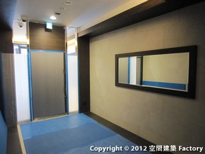 エントランスホール