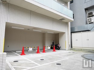 バイク置き場