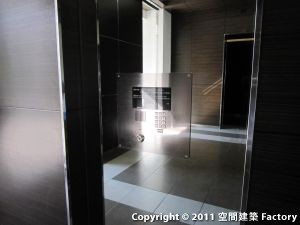 エントランスホール