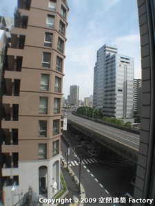 横窓からの風景