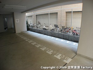 バイク置き場