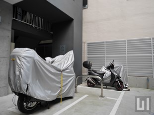 バイク置き場